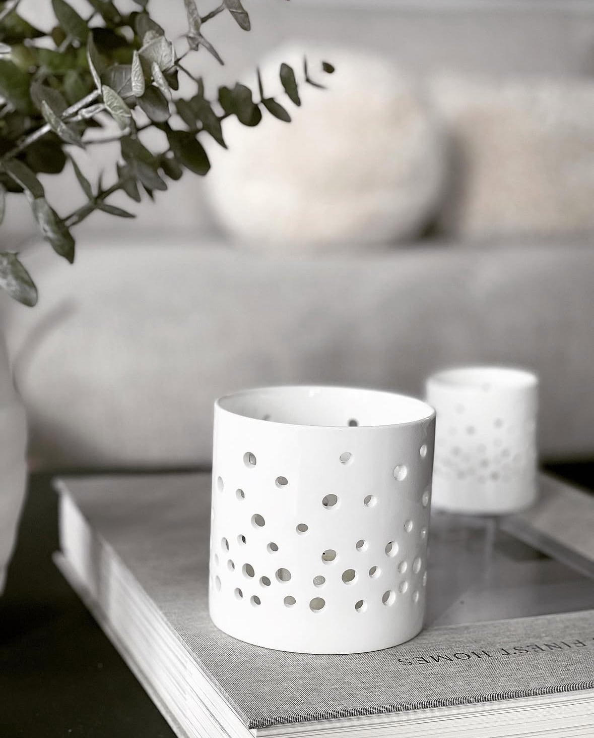 sögne hvit t-lysholder dots large