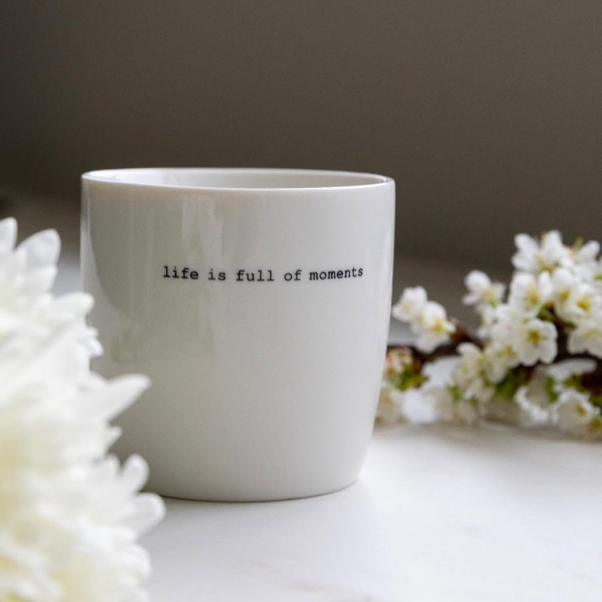 sögne mug white  life is full