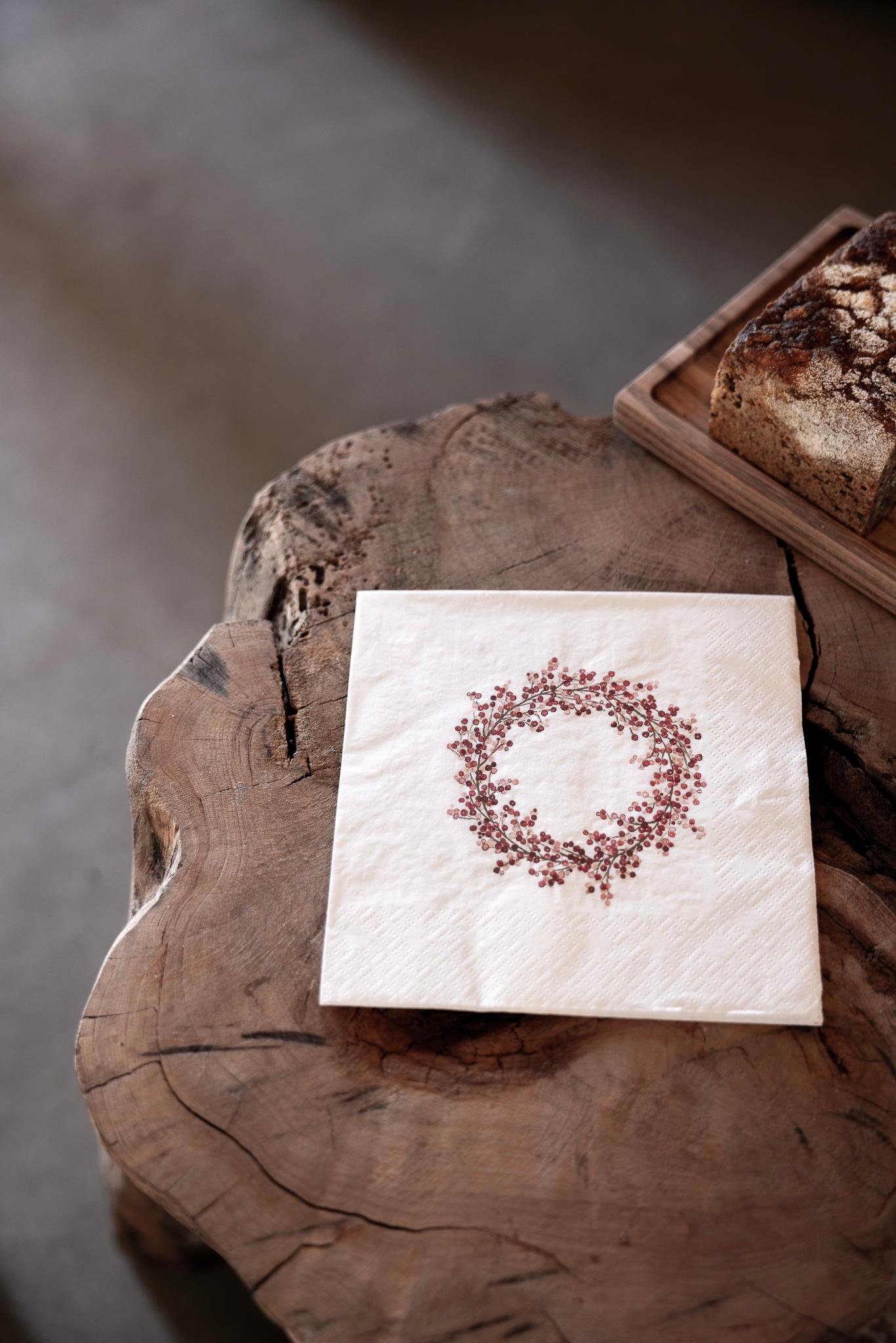 sögne paper napkin lunch Christmas wreath red