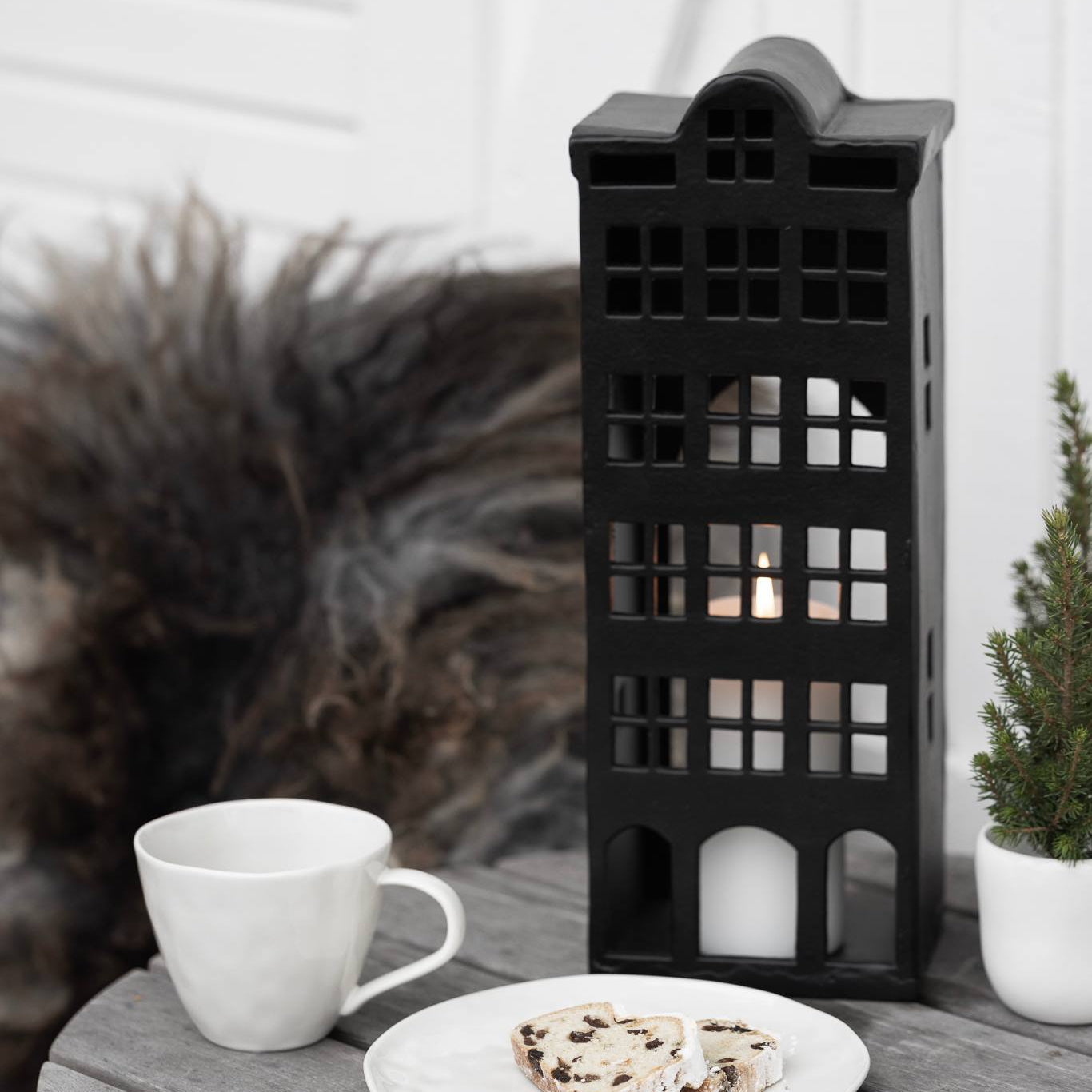 sögne lykt hus sort
