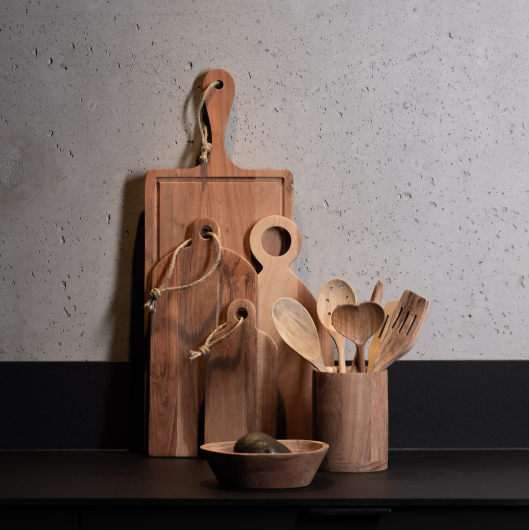 sögne Anton cutting board acacia wood with juiceline