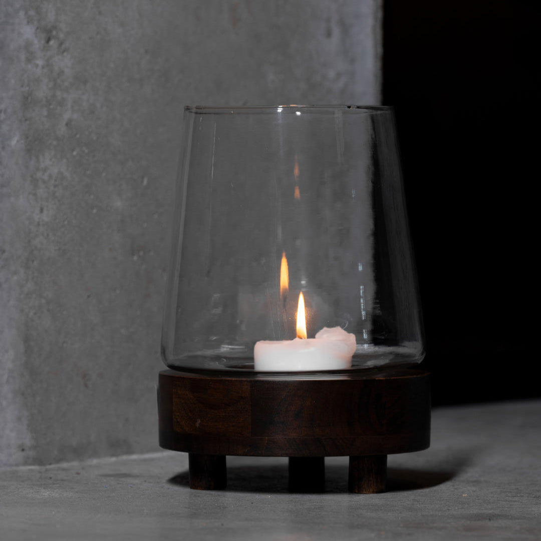 sögne candle holder in glass and rustic brown acacia wood