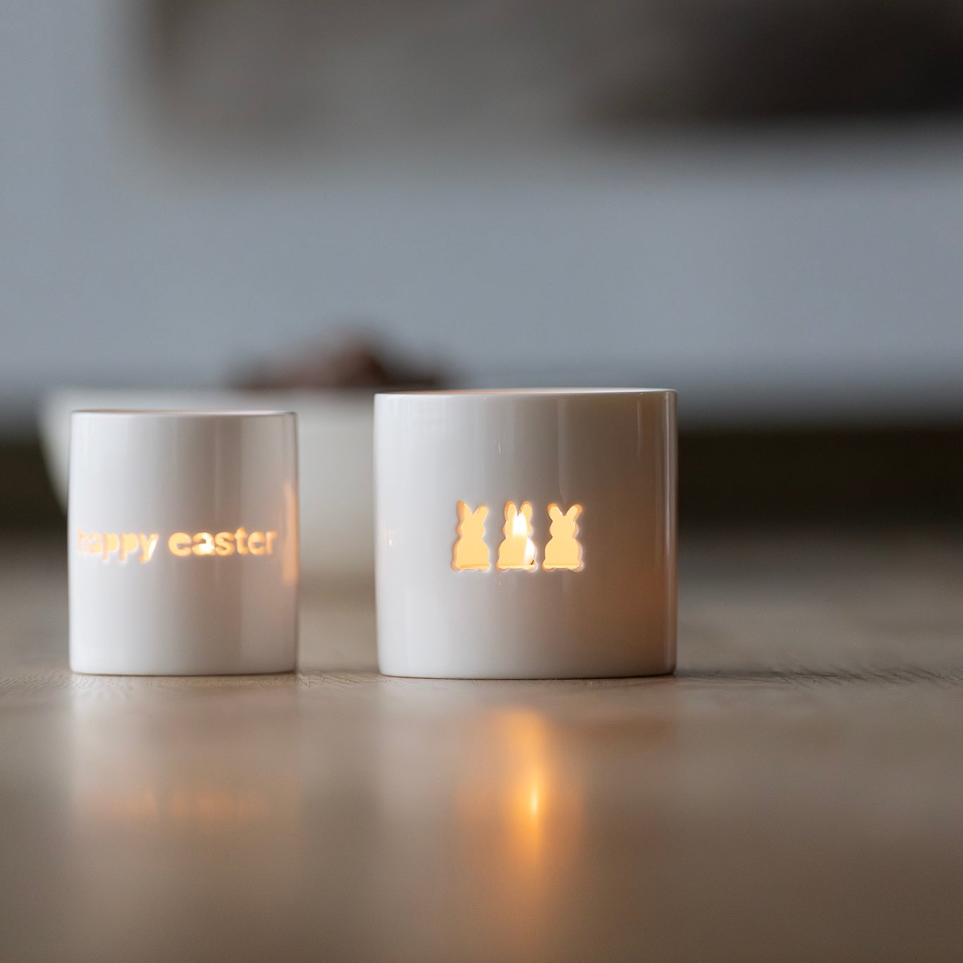 sögne hvit t-lysholder happy easter small