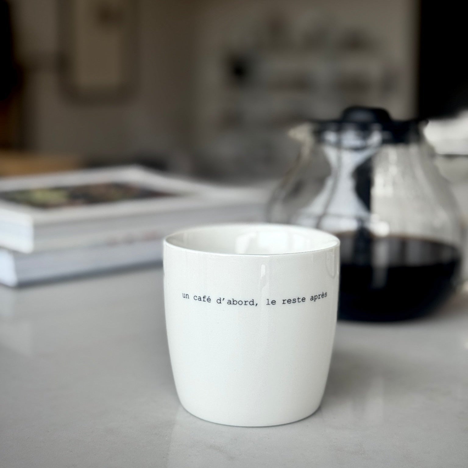 Sögne mug un café d´abord, le rest après